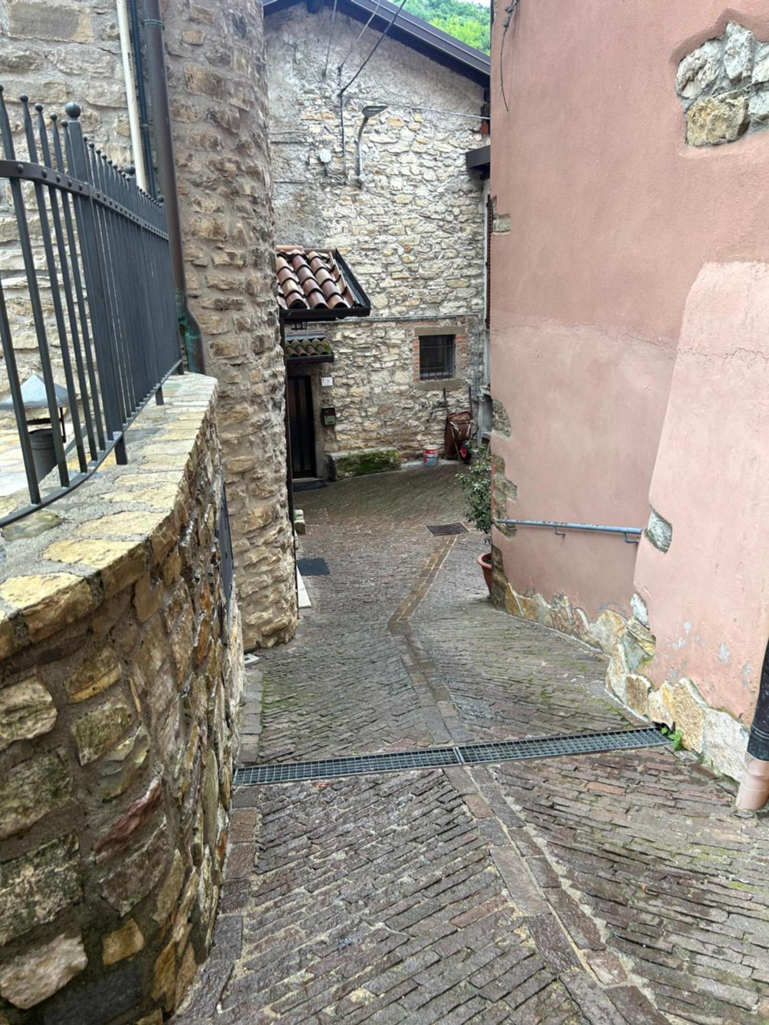 casa vacanza serena Palazzago Exterior foto